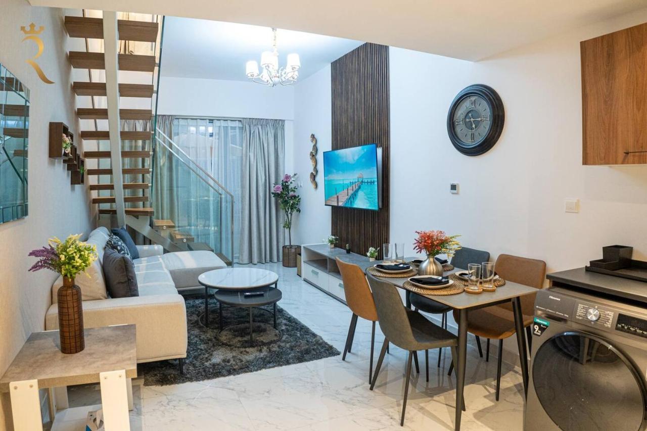 Blackforest 2br Duplex At Masdar *