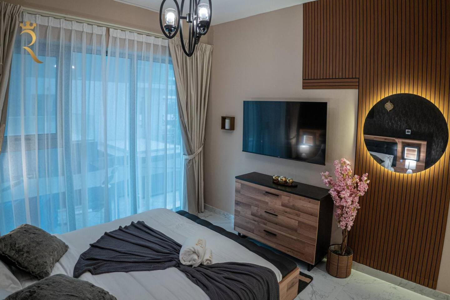 Blackforest 2br Duplex At Masdar * Abu Dhabi