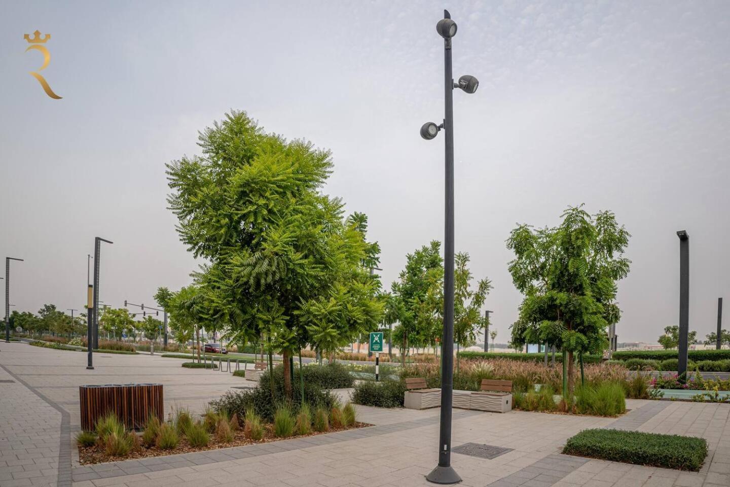 Blackforest 2br Duplex At Masdar Apartment