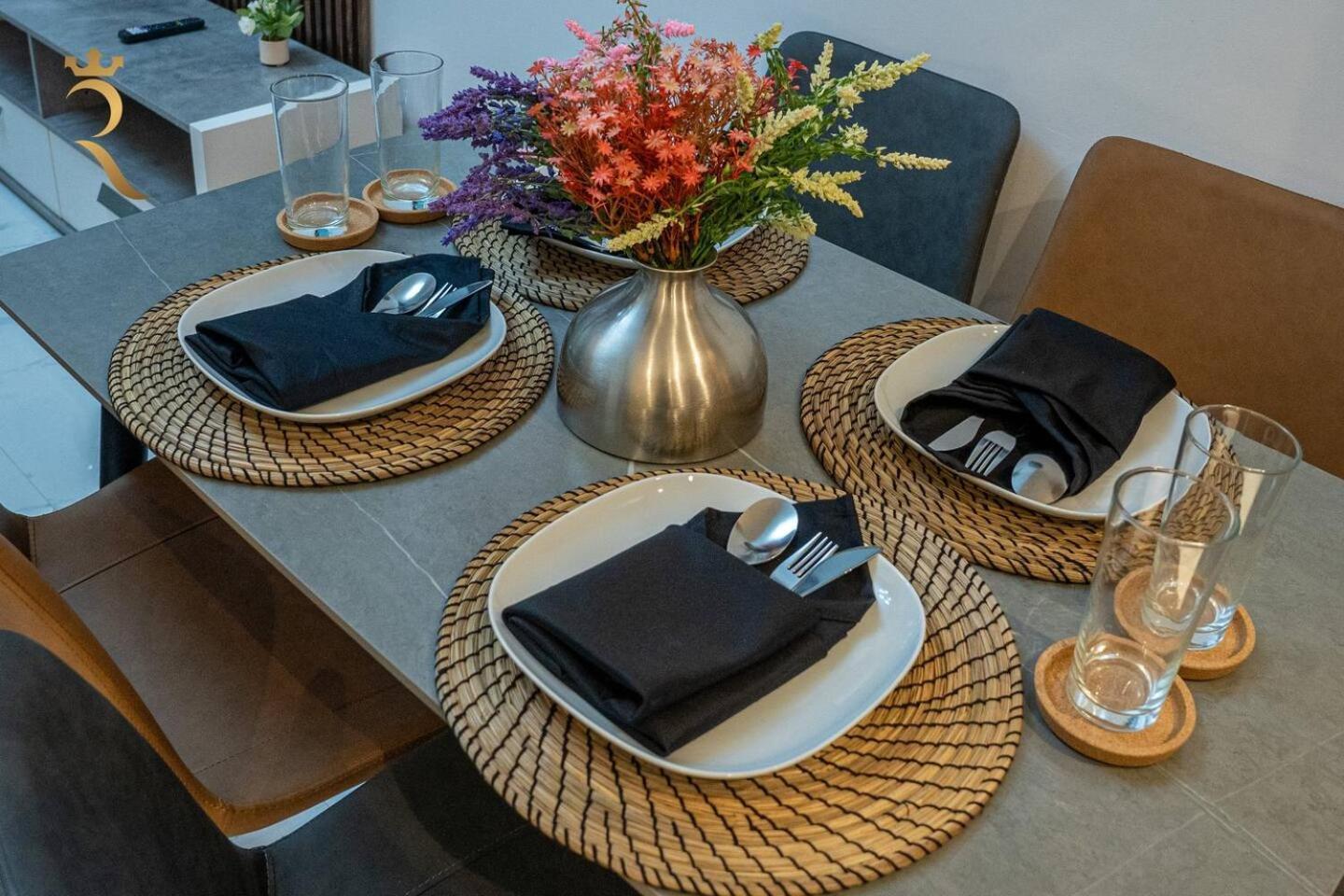 Blackforest 2br Duplex At Masdar * Abu Dhabi