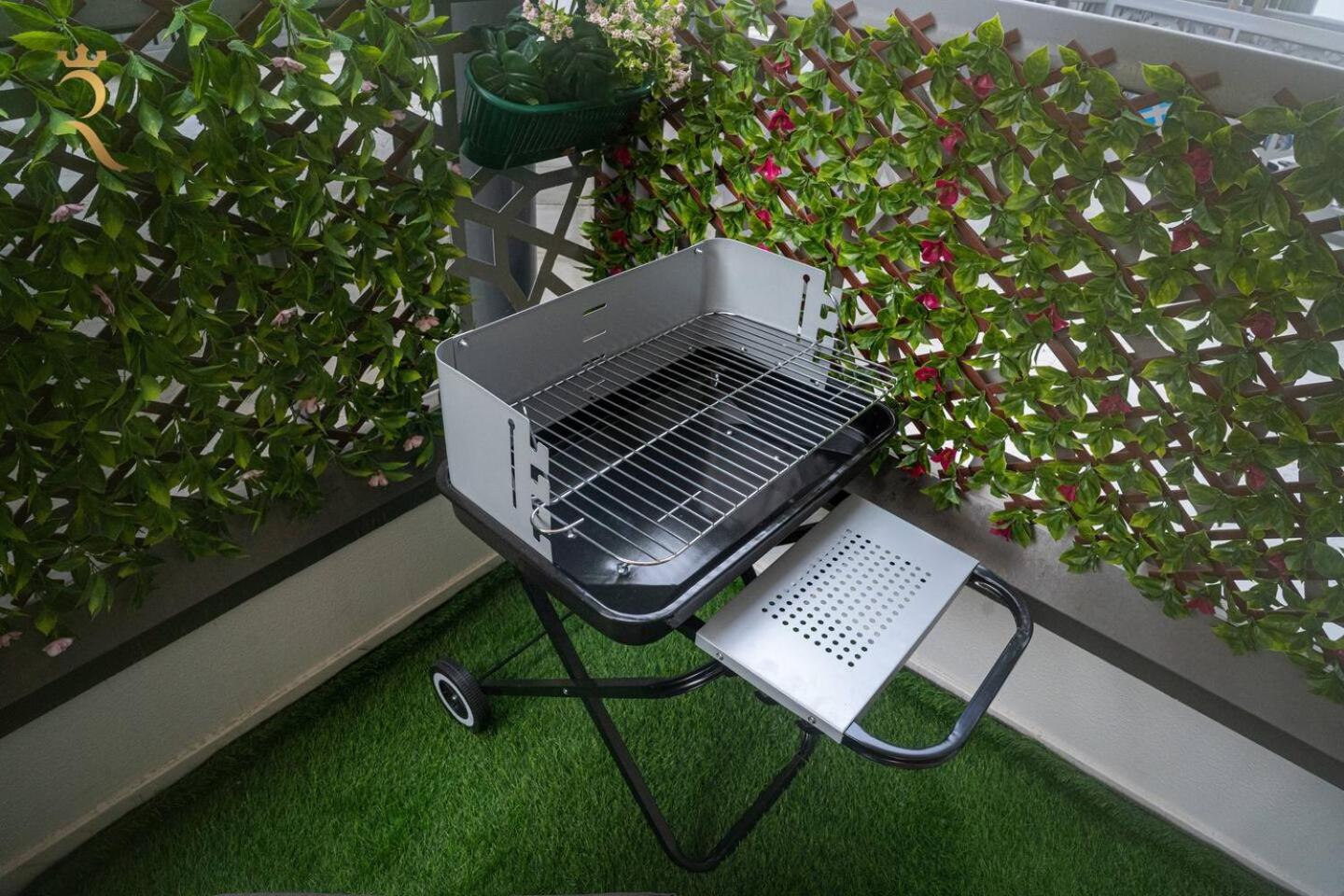 Blackforest 2br Duplex At Masdar Apartamento