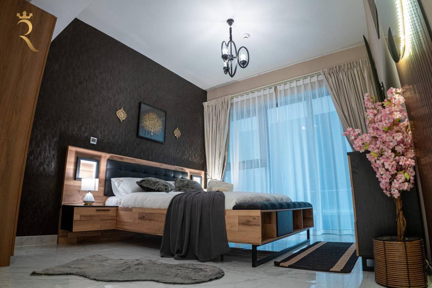 Blackforest 2br Duplex At Masdar Apartamento
