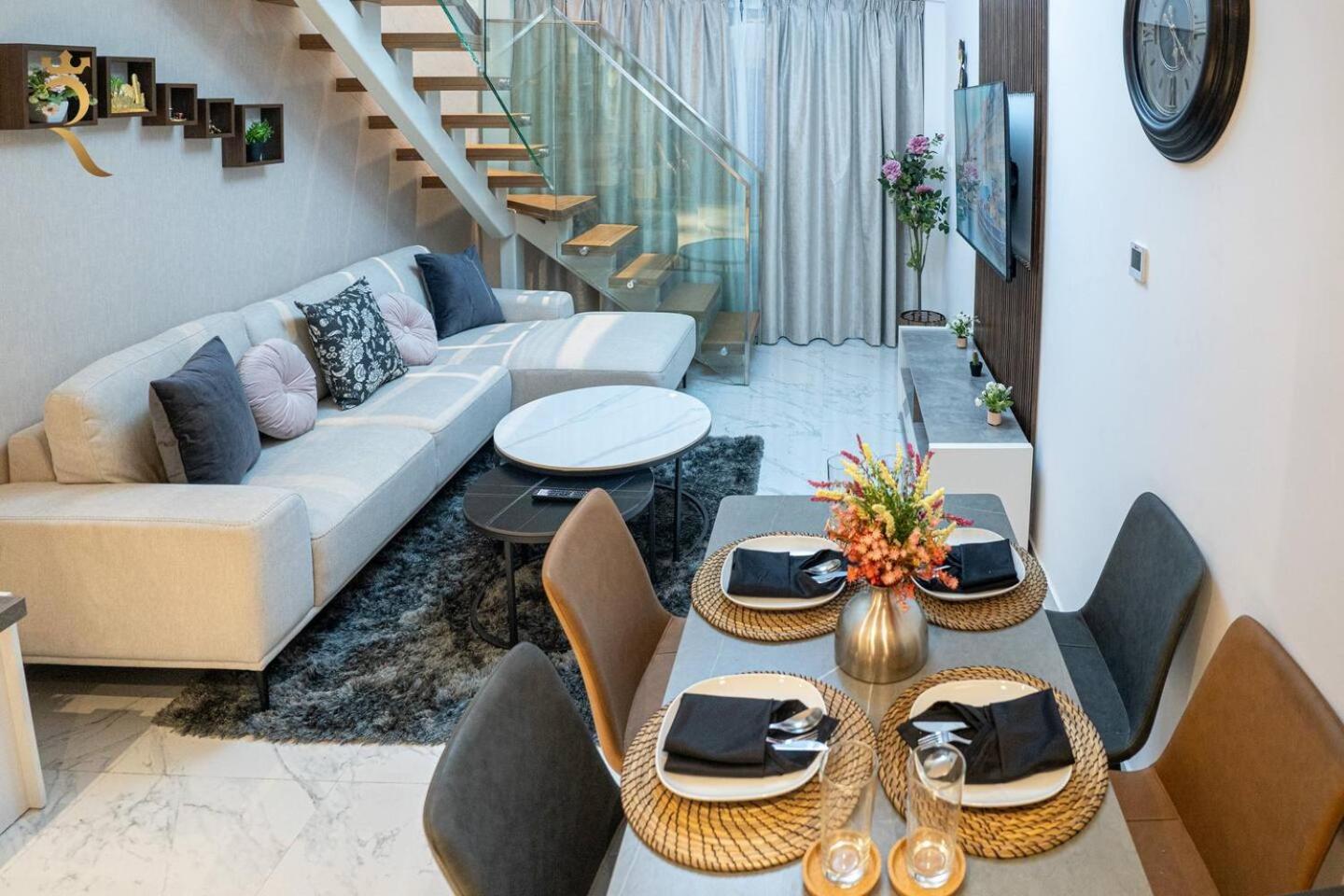 Blackforest 2br Duplex At Masdar * Abu Dhabi
